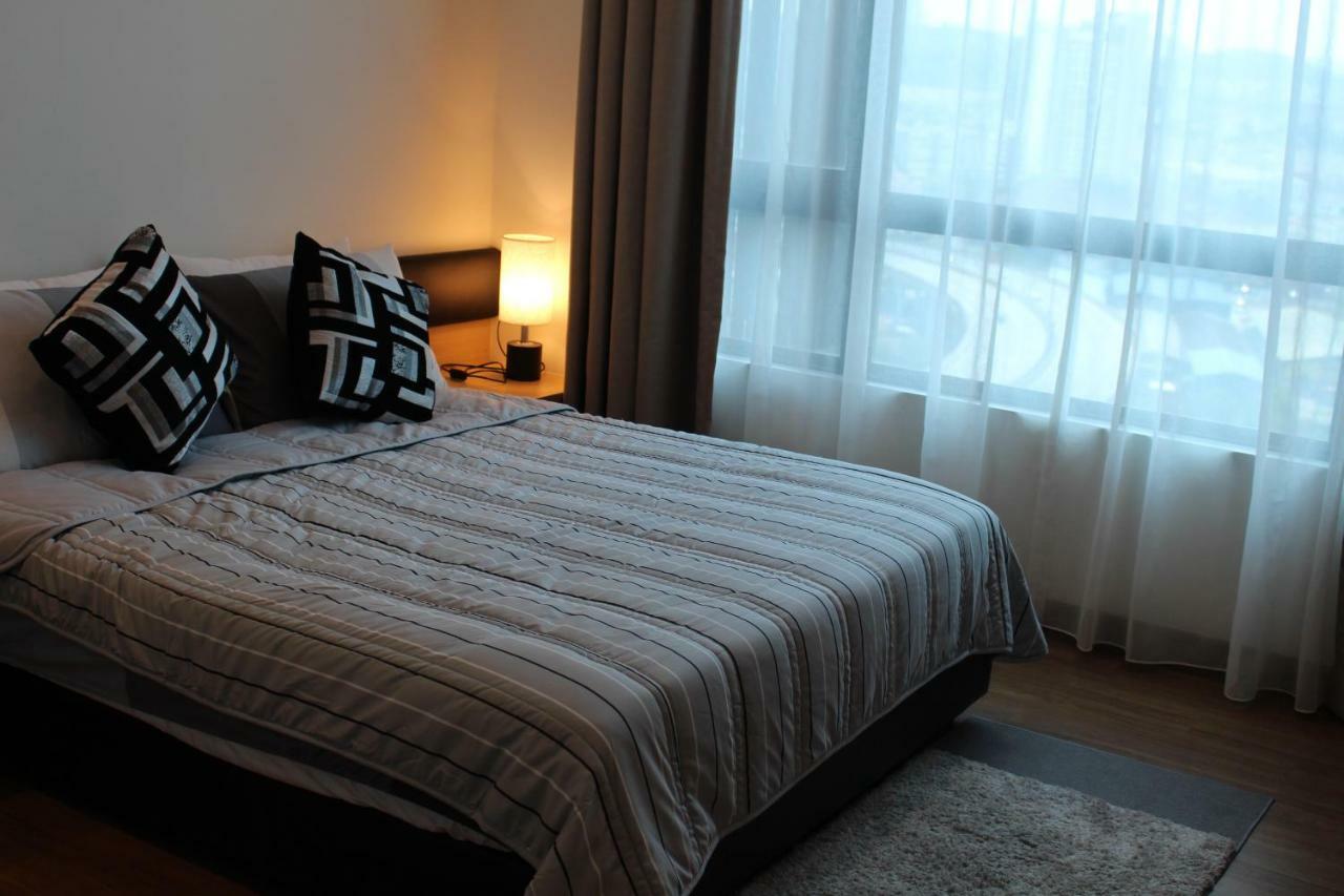 Mlh Deluxe Studio Suites @ Landmark Residence Cheras Bagian luar foto