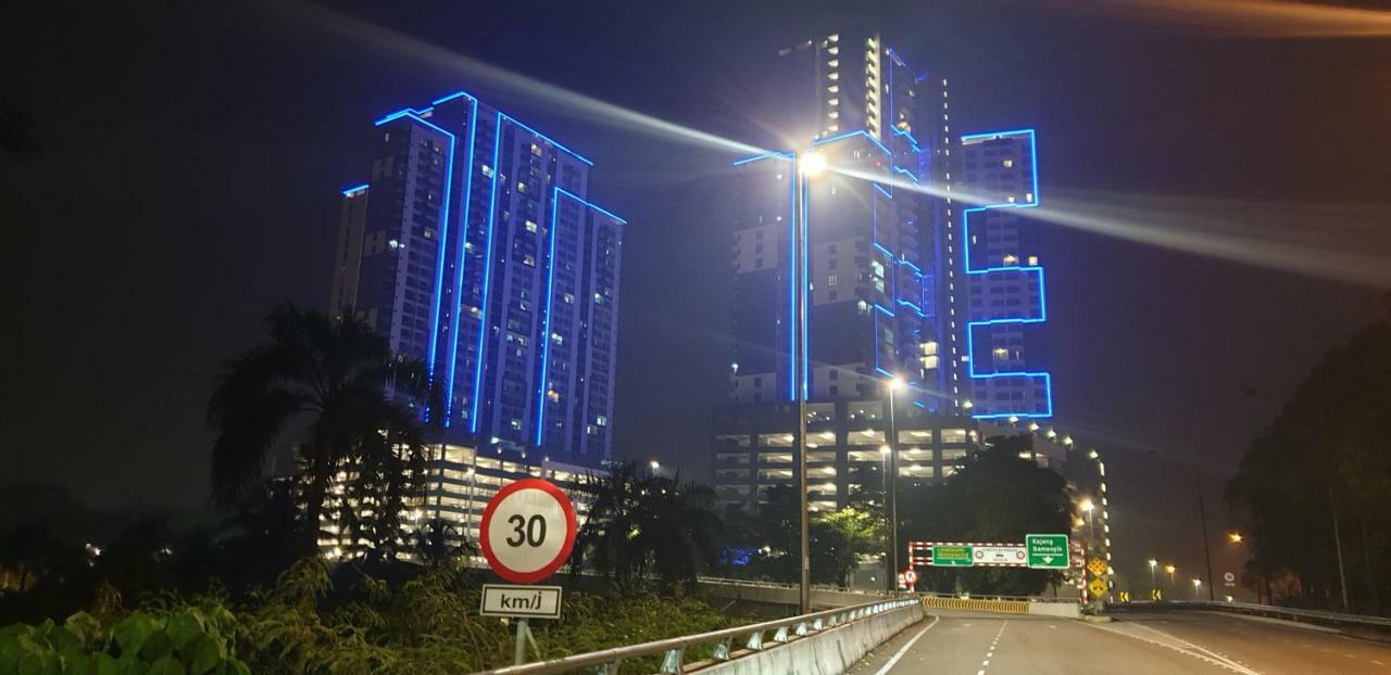 Mlh Deluxe Studio Suites @ Landmark Residence Cheras Bagian luar foto