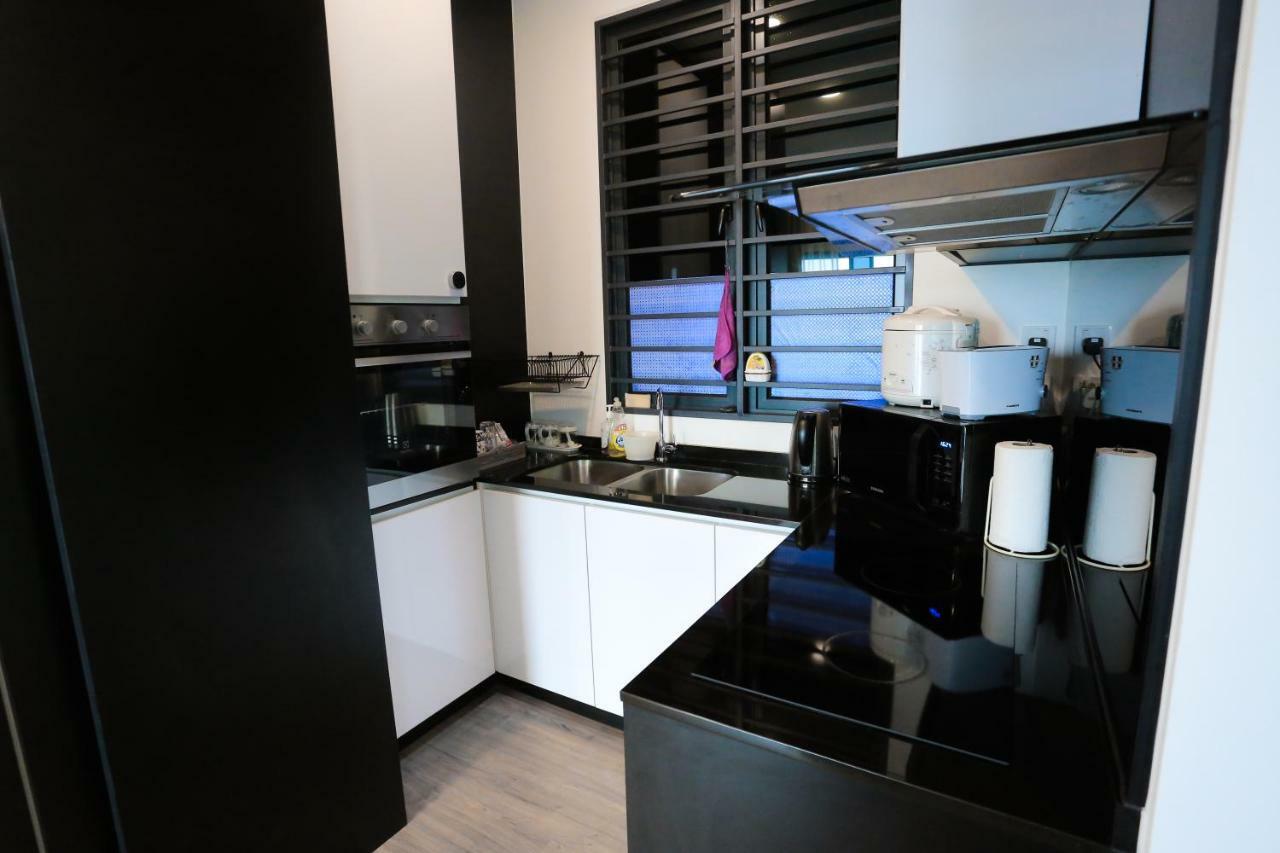 Mlh Deluxe Studio Suites @ Landmark Residence Cheras Bagian luar foto