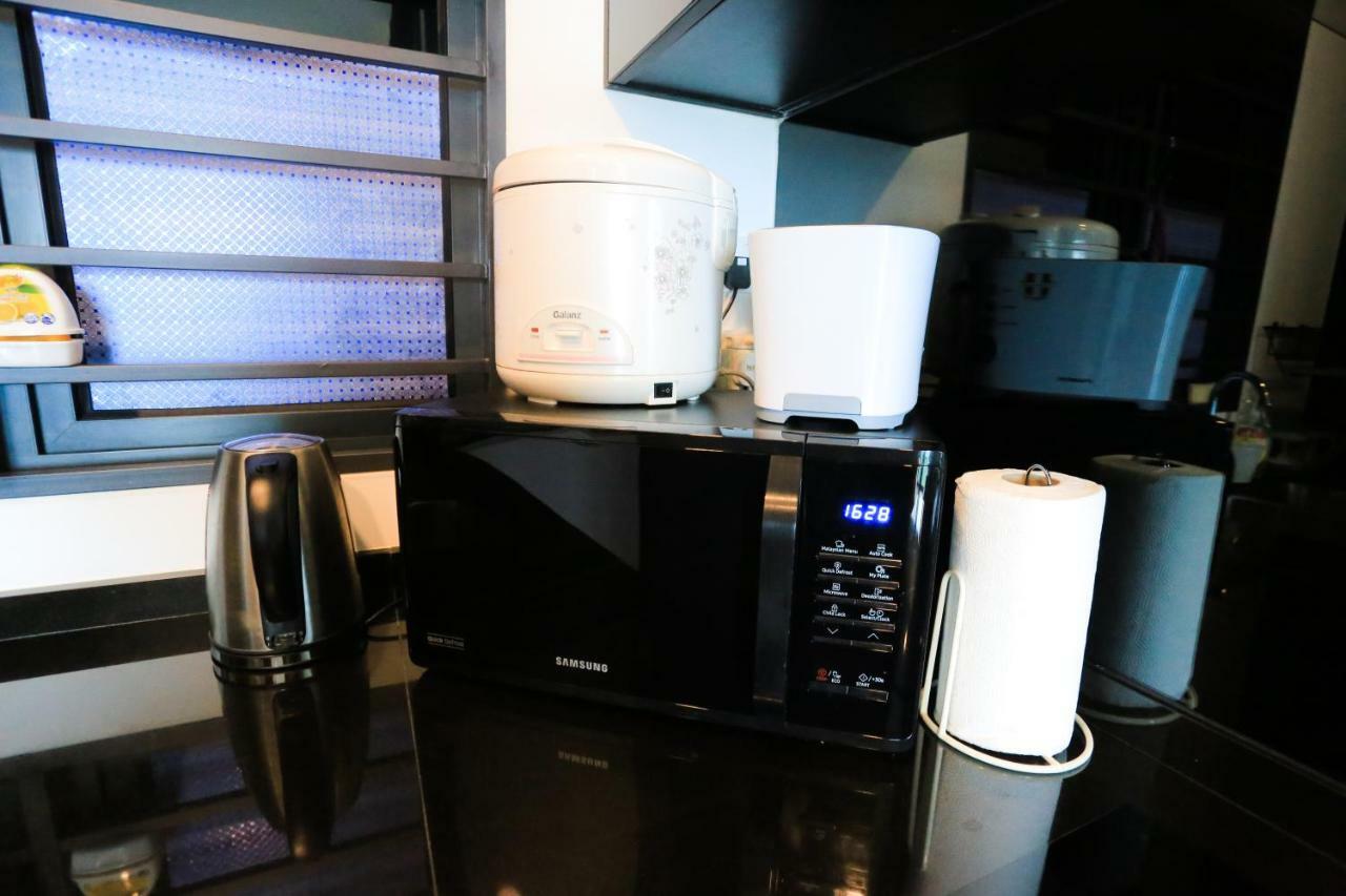 Mlh Deluxe Studio Suites @ Landmark Residence Cheras Bagian luar foto